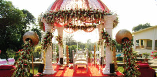 Dwell your vows in the lap of Nature at Fariyas Resort