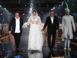 Sonam Kapoor Walks The Ramp At The Wedding Show Of the Year Sonam Kapoor