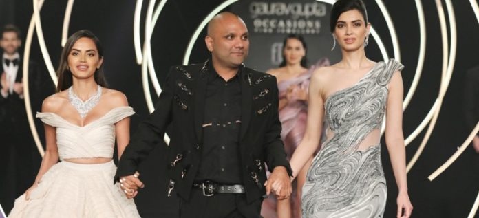 Designer Gaurav Gupta Showcasing collection @ FDCI India Couture Week 2019 (32)