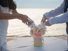 5 Non-Religious Ceremonies To Make Your Wedding Meaningful