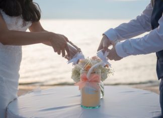5 Non-Religious Ceremonies To Make Your Wedding Meaningful