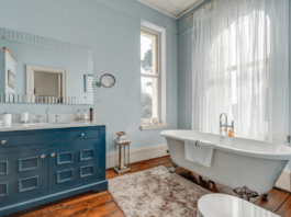 Décor Ideas For A Dainty Washroom