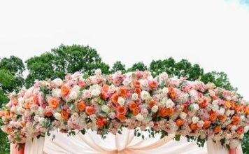 It’s All About Coral This Wedding Season