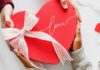 Valentine’s Day Special: Unique Gifts Other Than Red Roses On Rose Day!