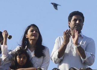 BOLLYWOOD Participates In JANTA CURFEW