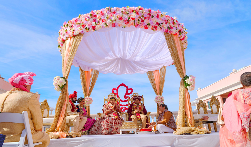 4 insanely right reasons to get *Married* right NOW! Getting married