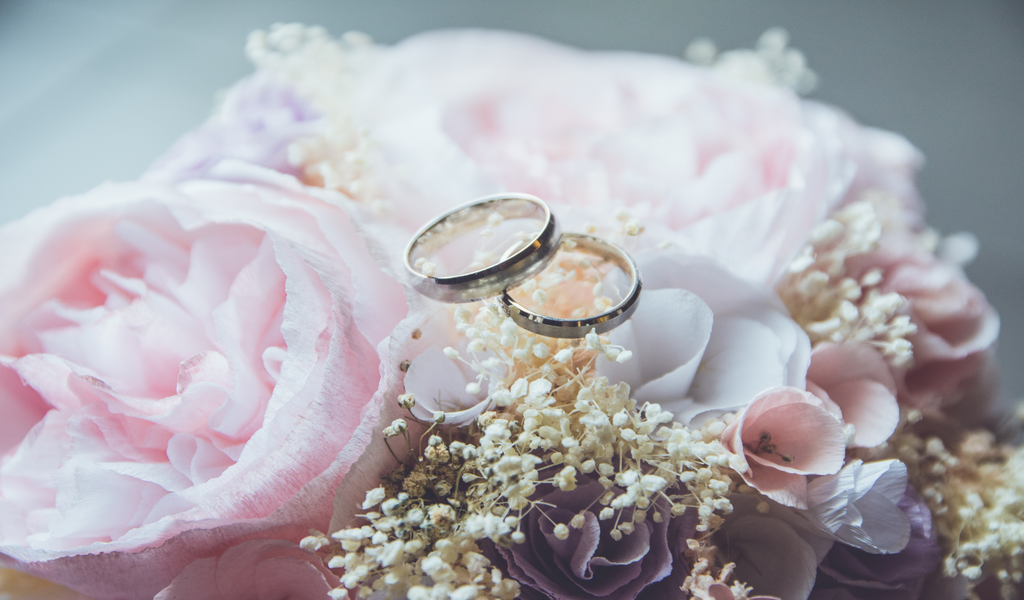 Eco-friendly decor for the millennial couple Eco-friendly Wedding