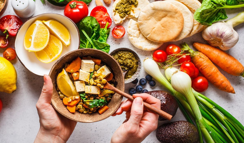 Reasons why people choose a vegan lifestyle Vegan