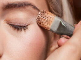 Base makeup that feels like second skin makeup