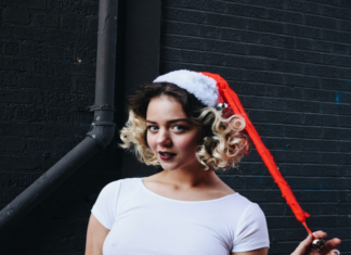 Heatless curl hacks that you need to know highlighter