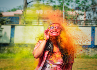Skincare tips to keep in mind this Holi holi