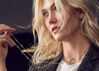 Evening Party Jewellery Essentials dandruff