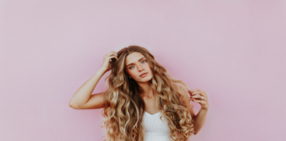 Grave mistakes not to commit while washing your hair acne