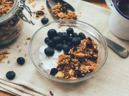Here’s why granola is the perfect snacking option granola