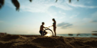 Simple ways to get your partner to propose you propose