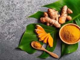 A turmeric timetable for healthy and glowing skin Turmeric powder