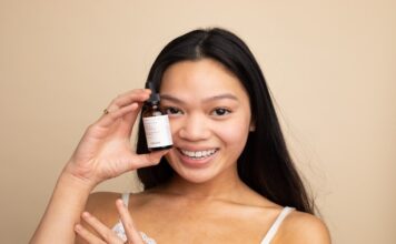 Few ways to get rid of an acne-prone skin