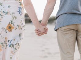 A few reasons why forgiveness is important in a relationship