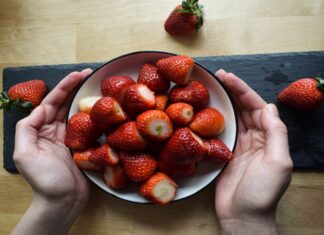 #SuitableStrawberries: benefits offered by strawberries for your skin beauty
