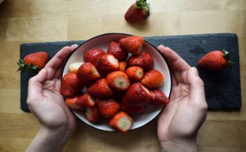 #SuitableStrawberries: benefits offered by strawberries for your skin beauty