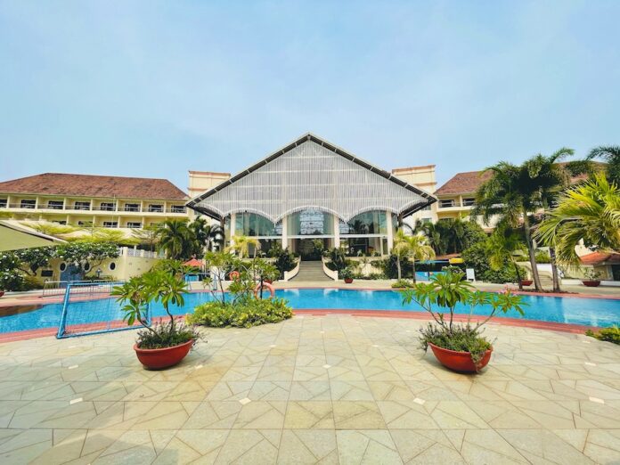Radisson Blu Resort Goa Cavelossim Beach