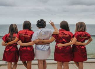 Goofy essentials for your bachelorette: ‘bride to be’ edition brides