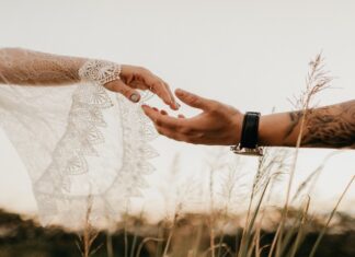 Signs indicating that you’re in this for the long haul love