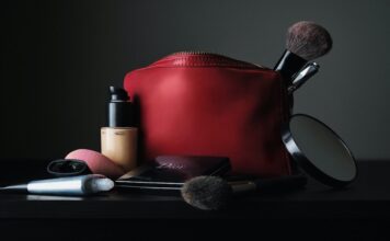 3 ultimate ways to apply your liquid foundations, and why!? beauty