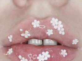 4 DIY Lip Scrubs