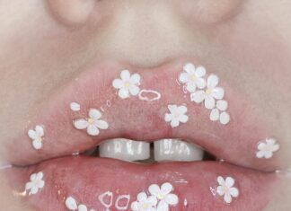 4 DIY Lip Scrubs