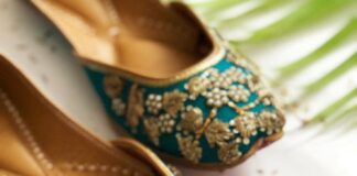 Gorgeous Juttis for Wedding