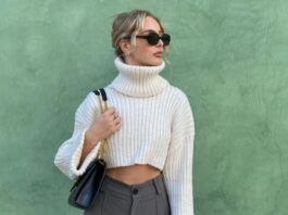 This Winter, Wear your turtleneck in style!