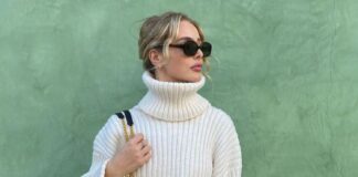 This Winter, Wear your turtleneck in style!