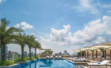 Your perfect weekend anniversary getaway starts at the Holiday Inn Mumbai ,airport