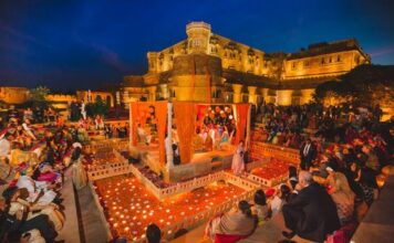 Dreamy floating mandap ideas for your special day