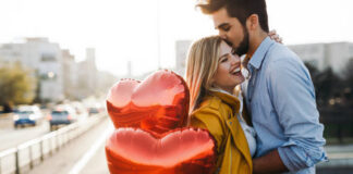 Last minute physical & digital gift ideas for couples