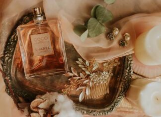 Perfume layering tips for long lasting scent