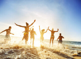 Most Influential Beach Looks for the Season