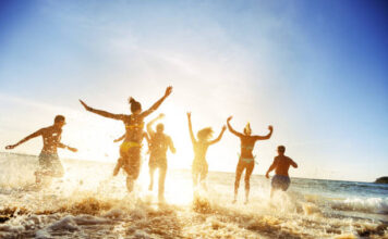 Most Influential Beach Looks for the Season