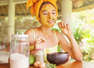 Get The Glow With DIY Face Packs