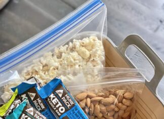 On The Road Munchies for The Travelers