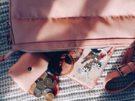 Handbag Essentials to be Prepared for Any Situation