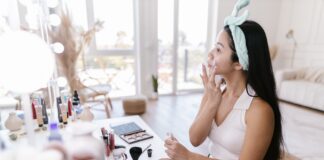 6 Essential Products You Should Keep in Your Vanity