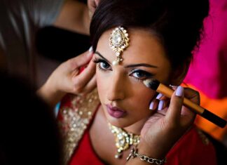 Search for a Makeup Artist- Made Easier! Feature Makeup-Artists