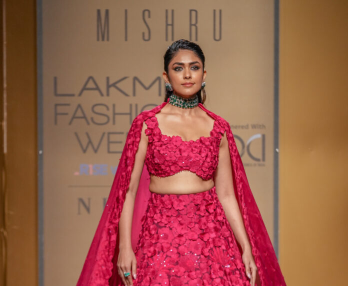 Lakmé Fashion Week X FDCI Lakmé Fashion Week X FDCI 2022-WeddingAffair