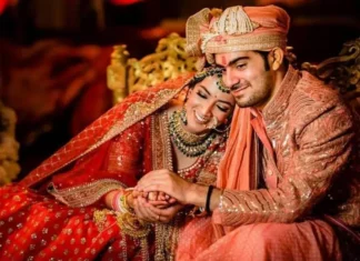 Apart From The Seven Circumambulations For Societal Customs, Also Take Seven Vows For Your Spouse Privately Seven Personal Vows - Wedding Affair