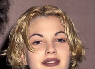 Resurgence Of The 90’s Makeup Era 90's Makeup Era - Wedding Affair