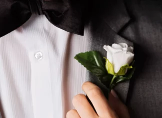 A Comprehensive Guide to Boutonnieres Boutonnieres On Tuxedo - Wedding Affair