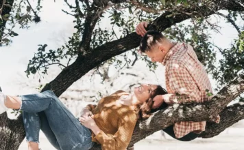 Love In 10 Unconventional Settings: Beyond The Norm Love In 10 Unconventional Settings - Wedding Affair