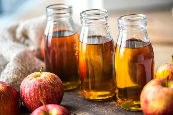 the-benefits-of-apple-cider-vinegar-on-skin-and-hair-wedding-affair The Benefits Of Apple Cider Vinegar On Skin And Hair - Wedding Affair